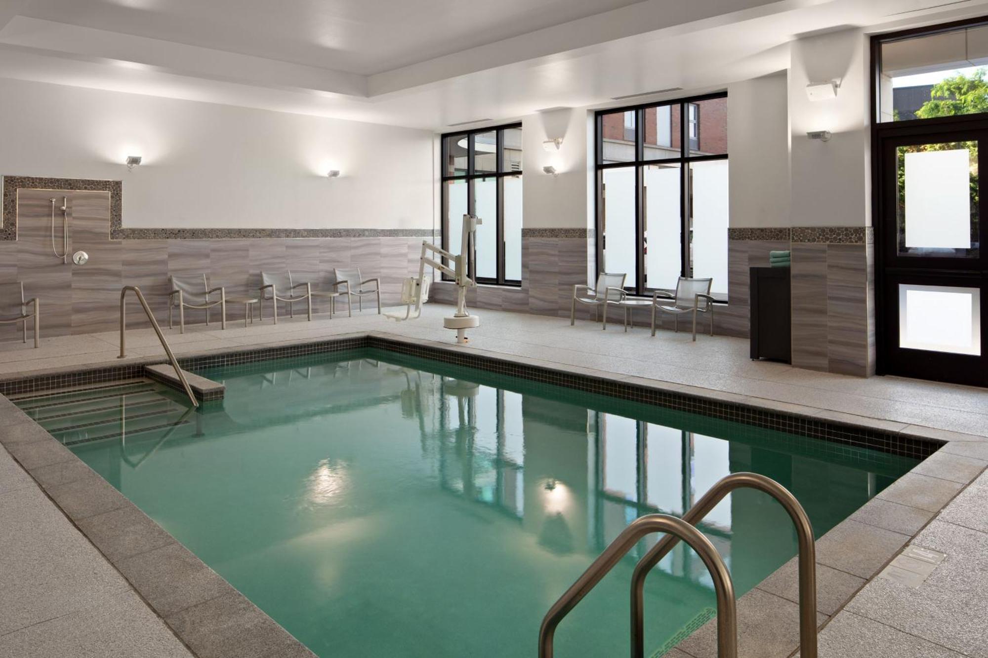 Towneplace Suites By Marriott Boston Logan Airport/Chelsea Exteriér fotografie