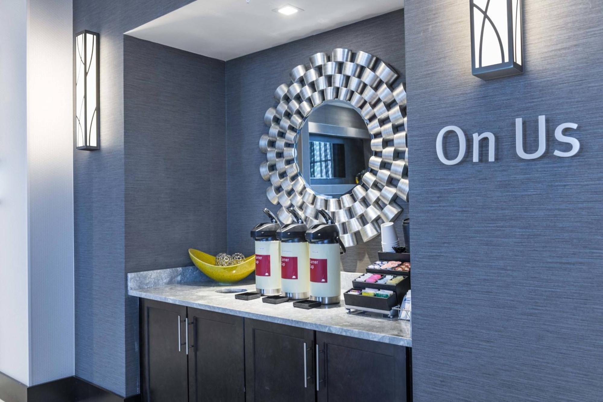 Towneplace Suites By Marriott Boston Logan Airport/Chelsea Exteriér fotografie